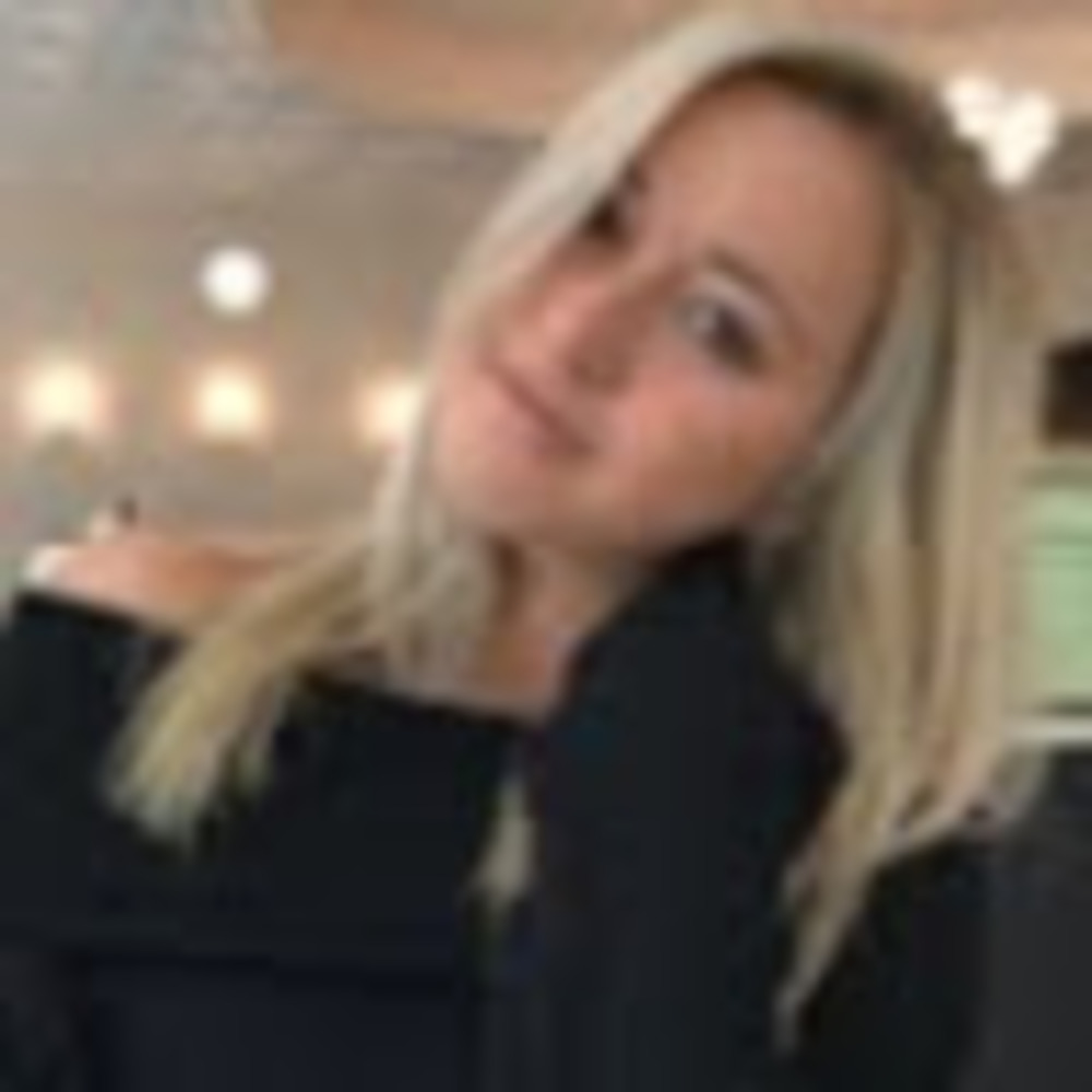 Meet your Posher, Mikaela